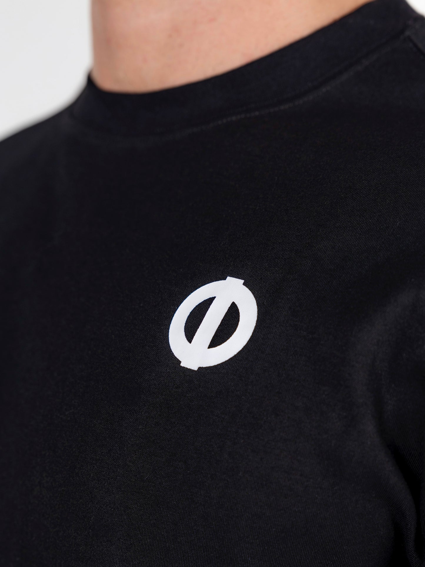 Precise Tee Black